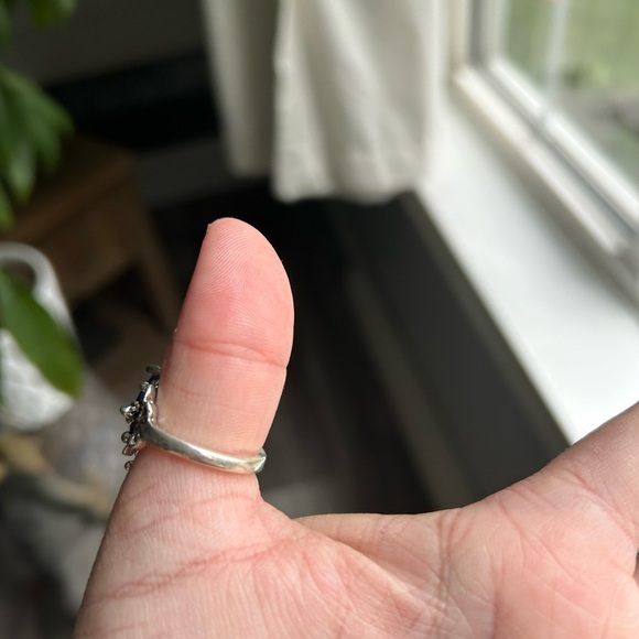 4/$50 Elegant Silver and Blue Statement Ring size 7 1/2 💚 - Picture 5 of 7